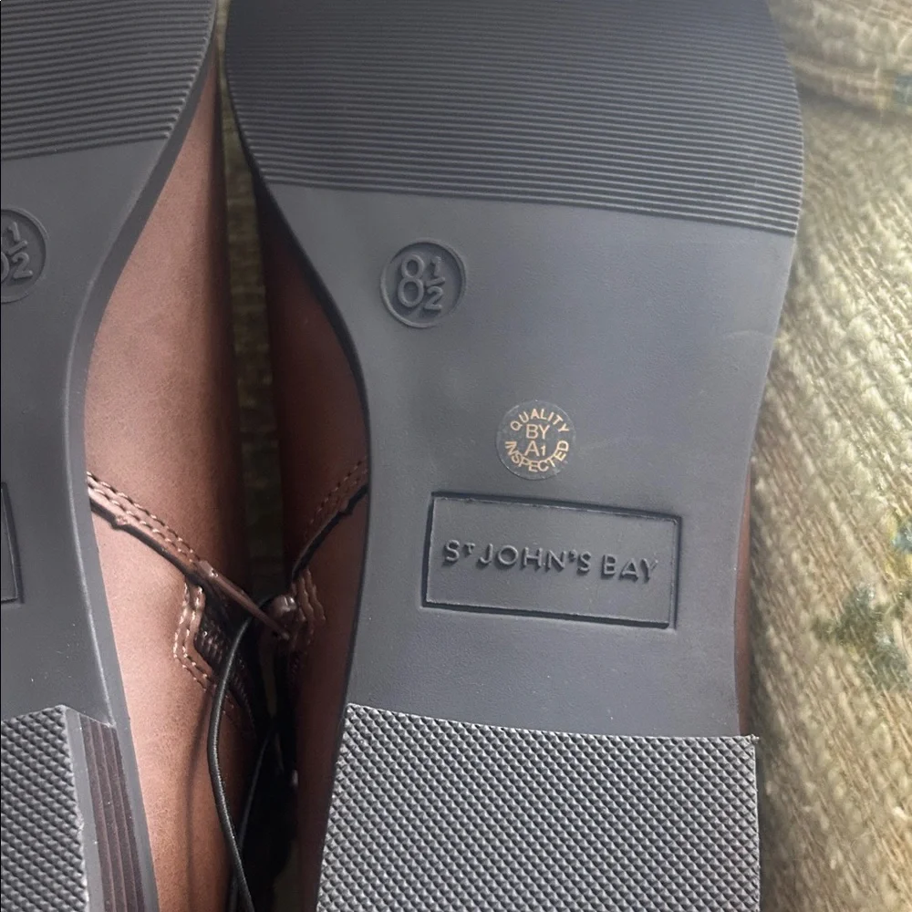 St. John's Bay Rich Brown Ankle Boots - Picture 4 of 6
